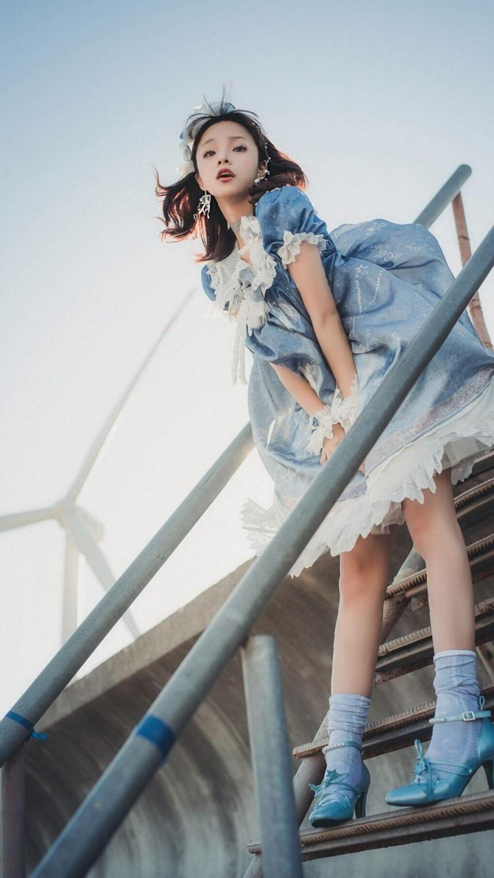 fb体育官网网页版-运动员的日常：训练场上的真实写照，运动员训练过程描写