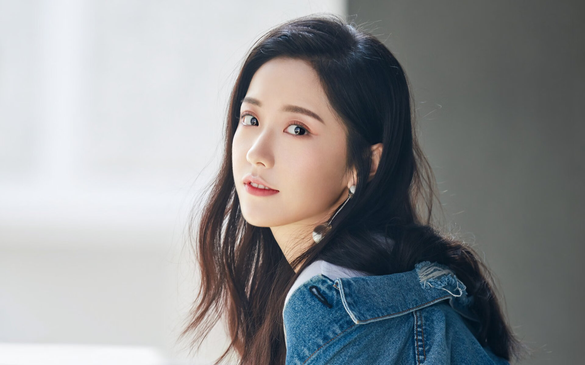 fb体育电竞-利物浦失分后势必追赶，欧冠希望更渺茫，利物浦欧冠出线了吗