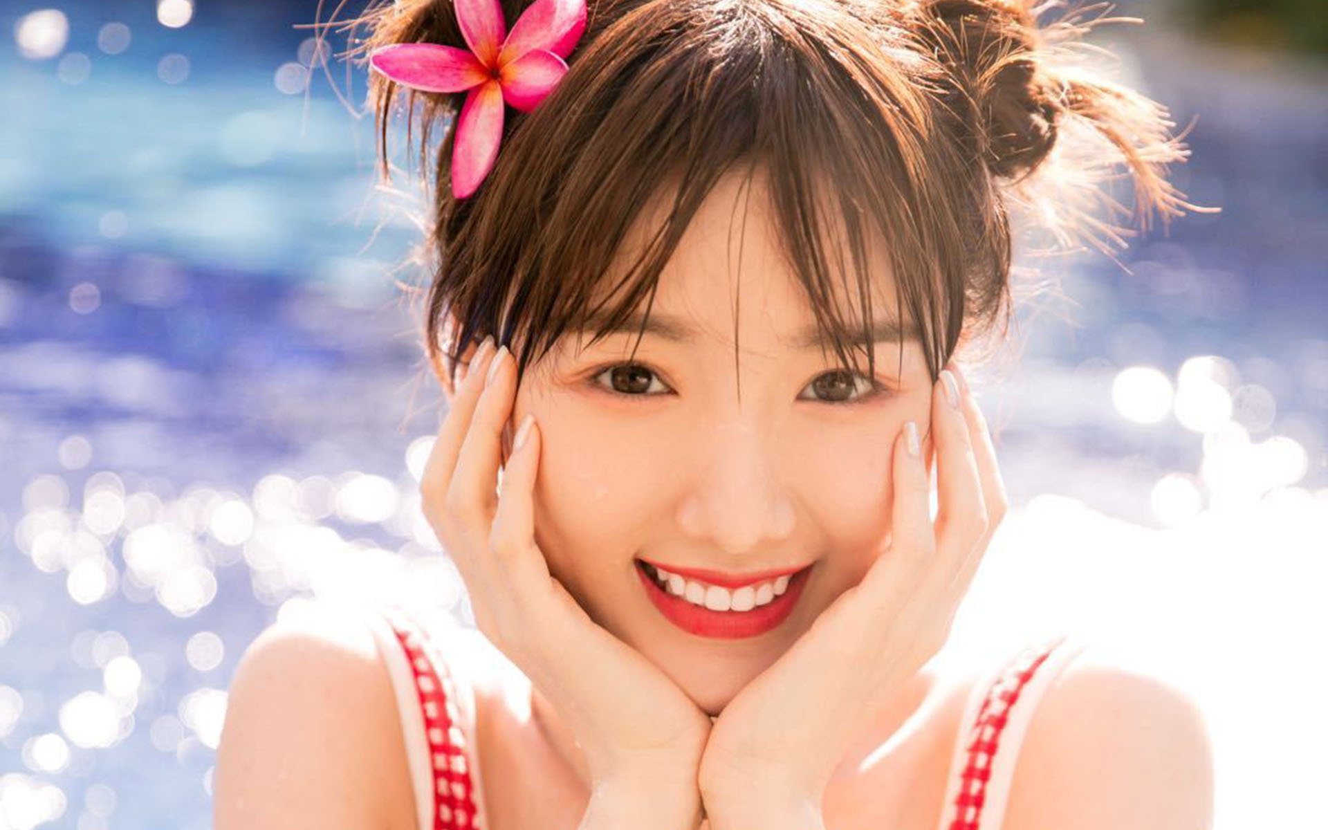 fb体育电竞-青岛黄海队员在场上奋力拼搏，展现团队精神，青岛黄海队服照片