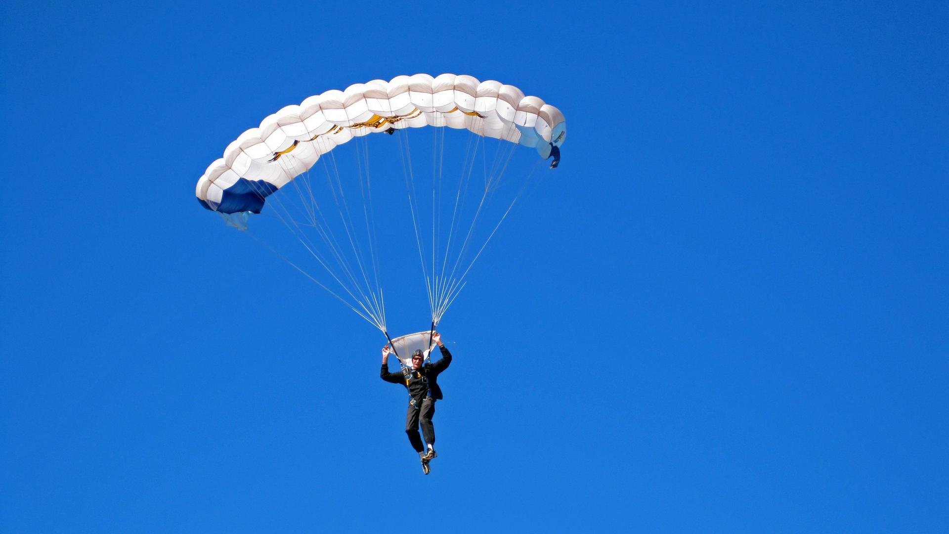 摩洛哥队在巴黎奥运会男足比赛中获得铜牌，创历史